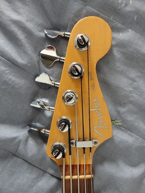 Victor Migratie oorsprong Elektrische Basgitaar Fender jazz bass american de luxe 5 cordes te koop